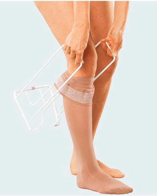 Schuhanzieher für Kompressionsstrümpfe und Socken | Mit Sockel - Image 8